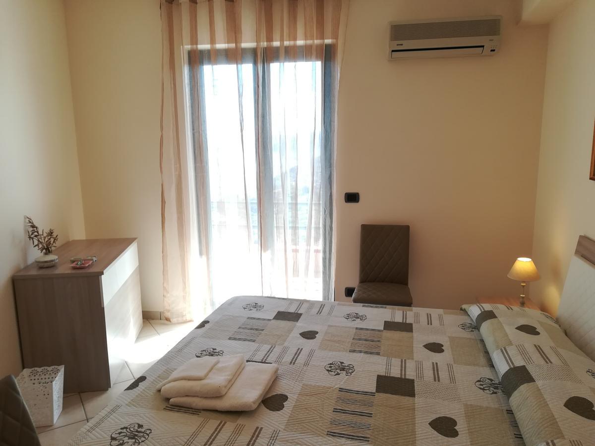 La Collina Capo D'Orlando Bed & Breakfast Bagian luar foto