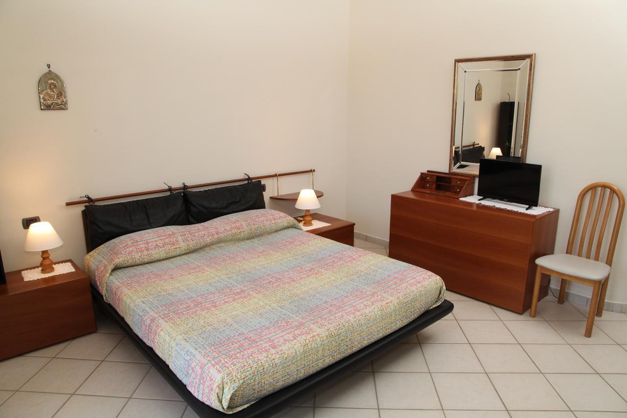 La Collina Capo D'Orlando Bed & Breakfast Bagian luar foto